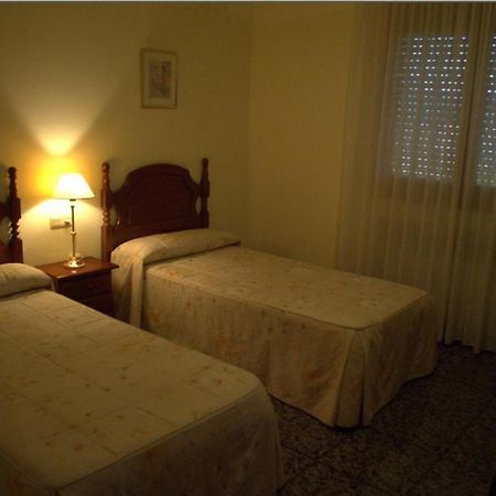 Hostal El Violi Cardona Zewnętrze zdjęcie
