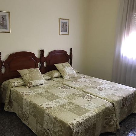 Hostal El Violi Cardona Zewnętrze zdjęcie